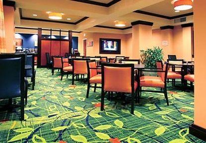 Fairfield Inn & Suites Hilton Head Island Bluffton ร้านอาหาร รูปภาพ
