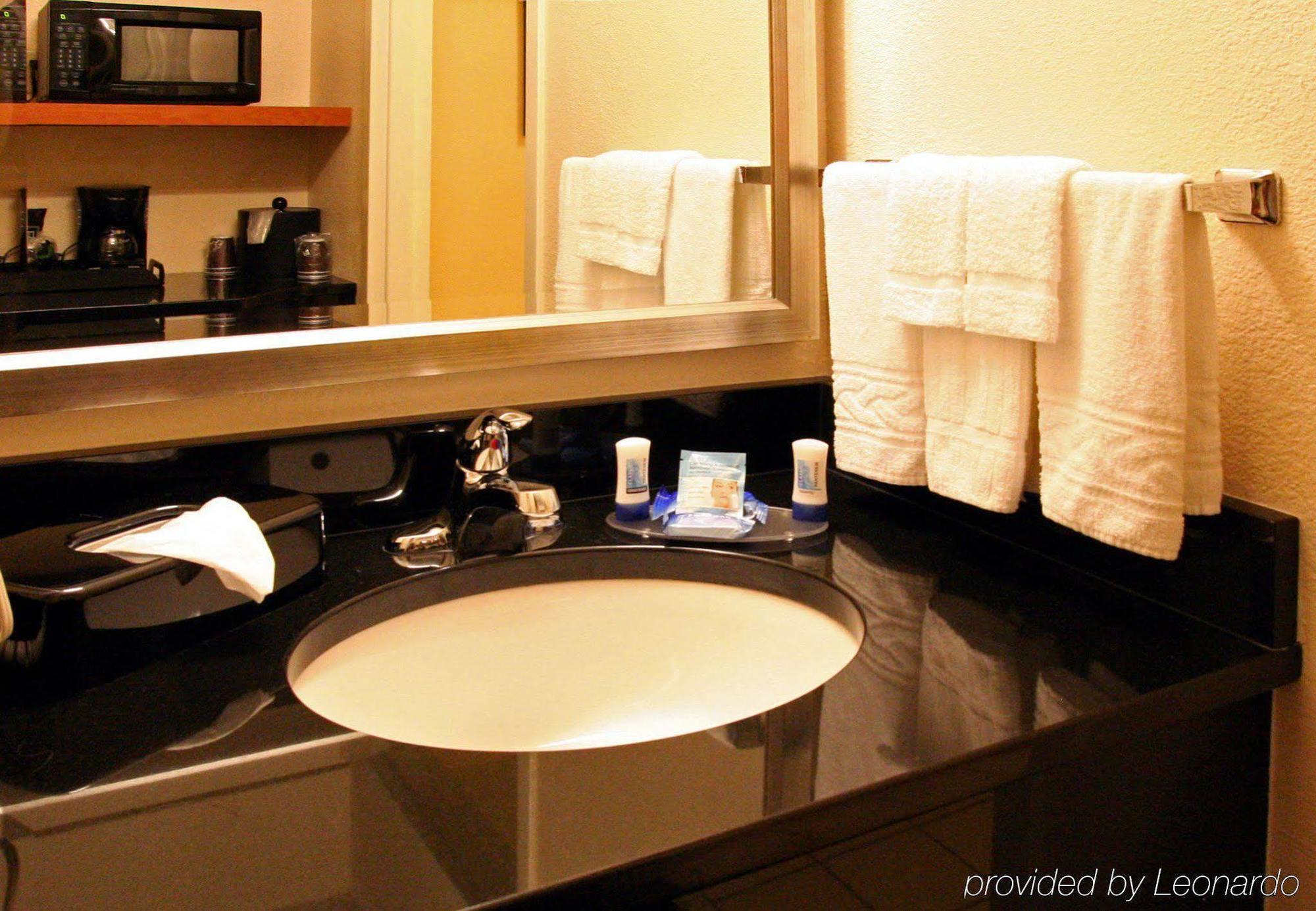 Fairfield Inn & Suites Hilton Head Island Bluffton ห้อง รูปภาพ